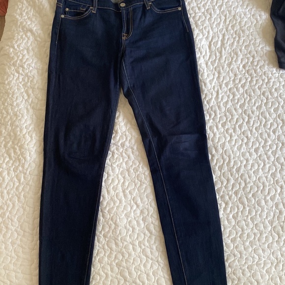 7 for all mankind dark skinny jeans. Size 28. “the skinny”. - Picture 2 of 2